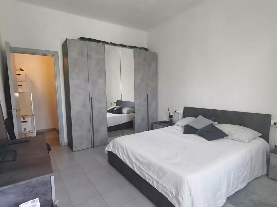 Immagine 11 di Appartamento in vendita  a Pisa