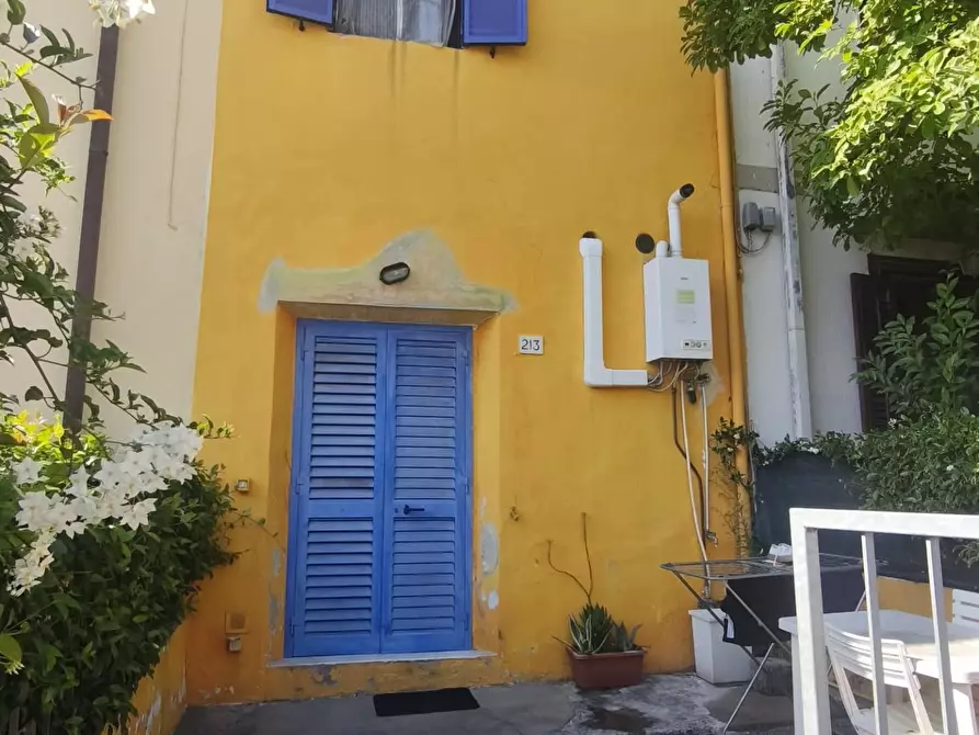 Immagine 14 di Appartamento in vendita  a Pisa