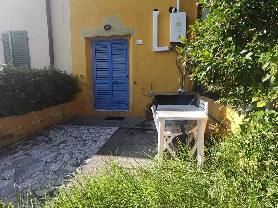Immagine 2 di Appartamento in vendita  a Pisa