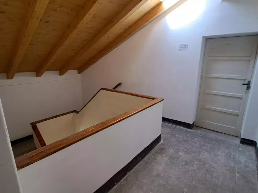 Immagine 13 di Mansarda in vendita  a Rosignano Marittimo