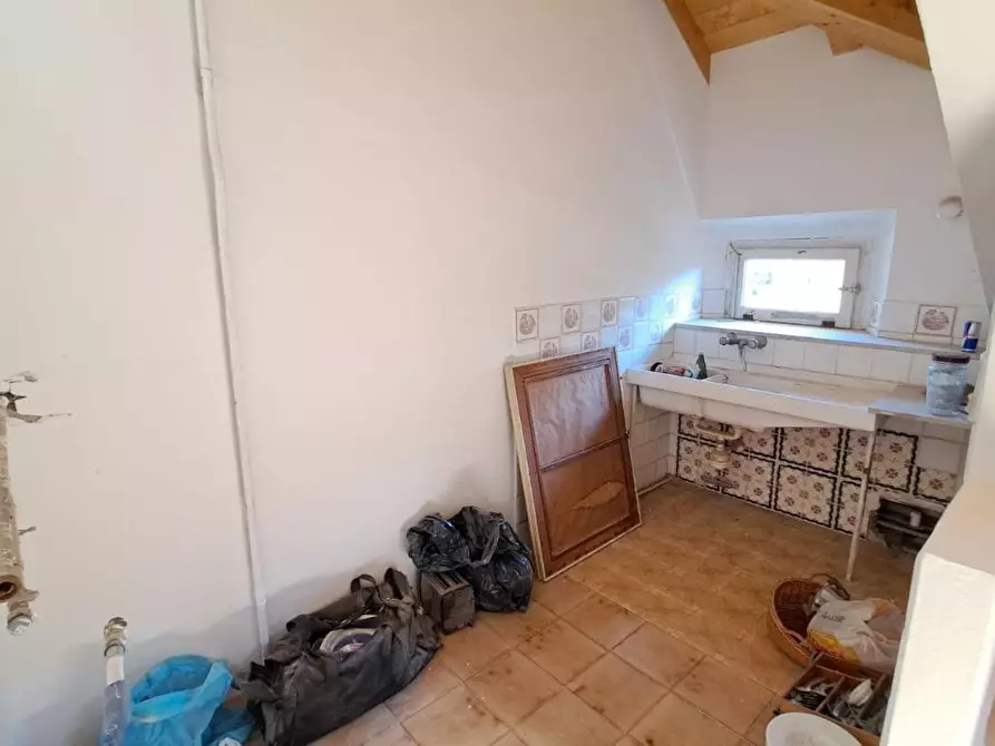 Immagine 4 di Mansarda in vendita  a Rosignano Marittimo