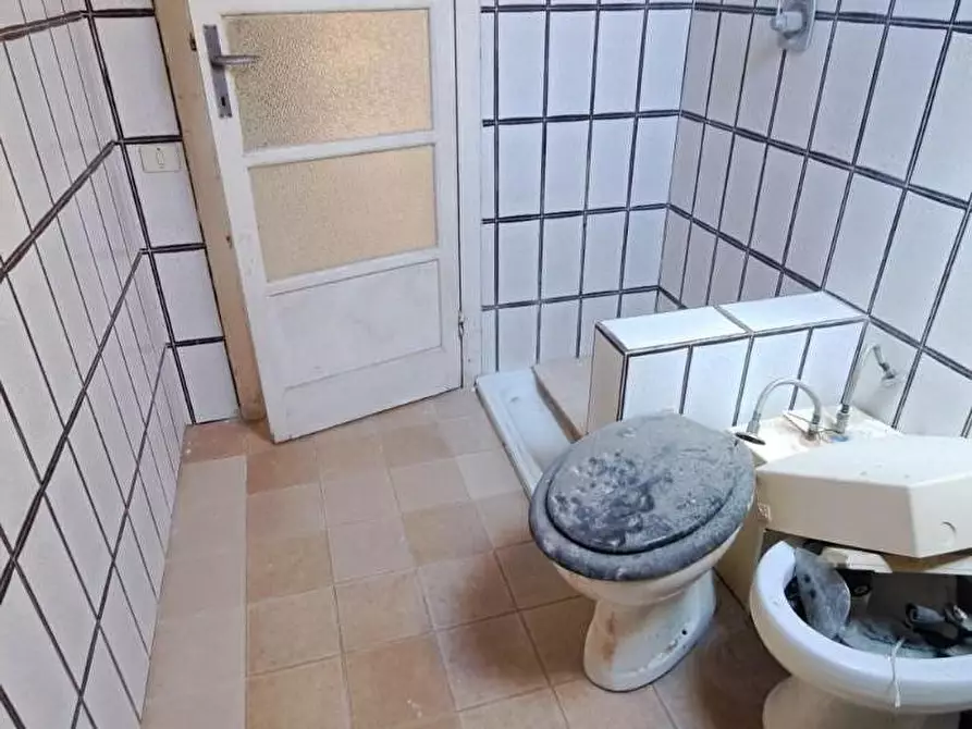 Immagine 11 di Mansarda in vendita  a Rosignano Marittimo