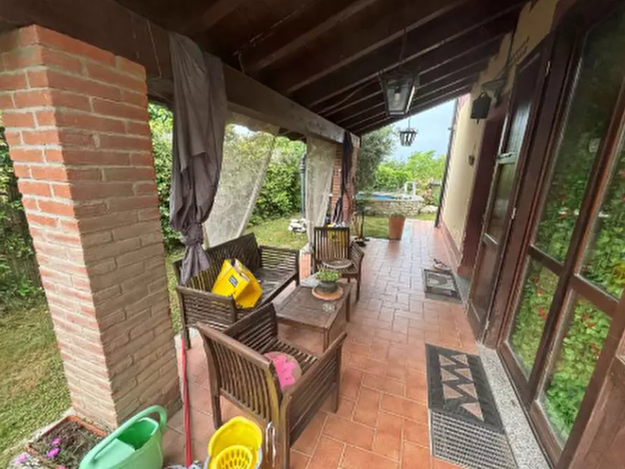 Immagine 5 di Villa in vendita  a Divignano