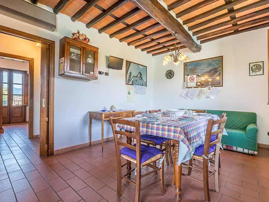 Immagine 13 di Albergo/B&B/Residence in vendita  a Lucca