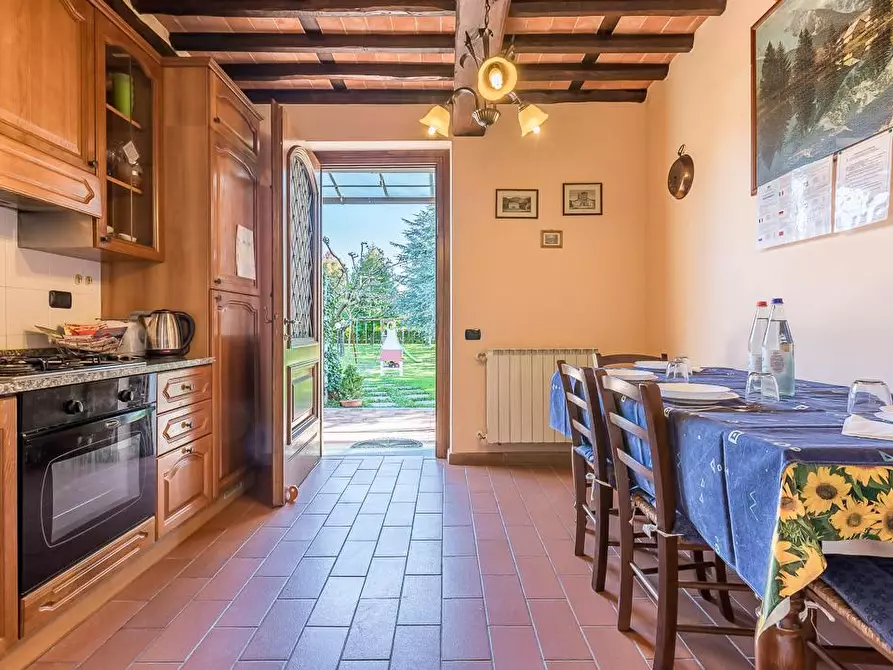 Immagine 9 di Albergo/B&B/Residence in vendita  a Lucca
