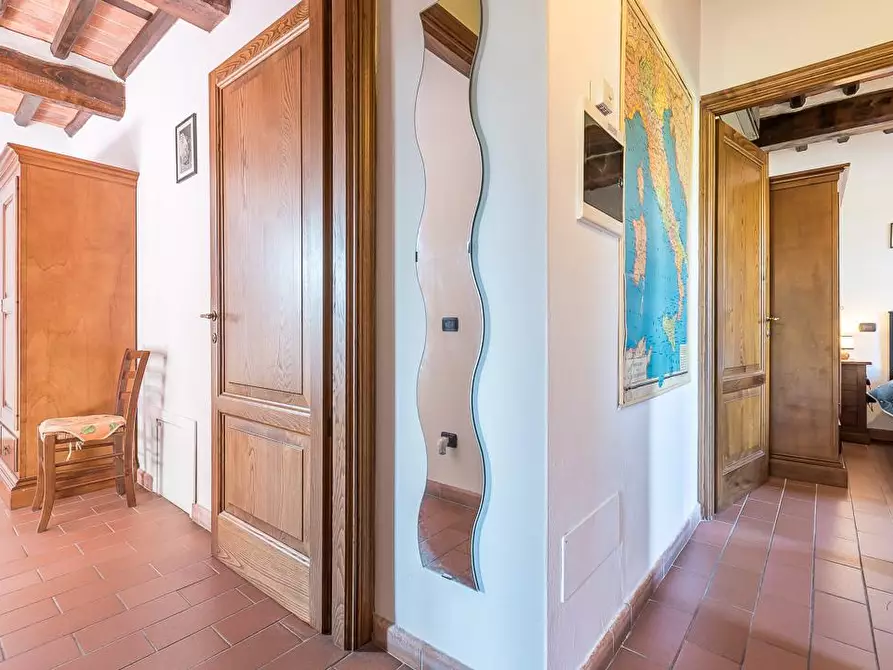 Immagine 25 di Albergo/B&B/Residence in vendita  a Lucca