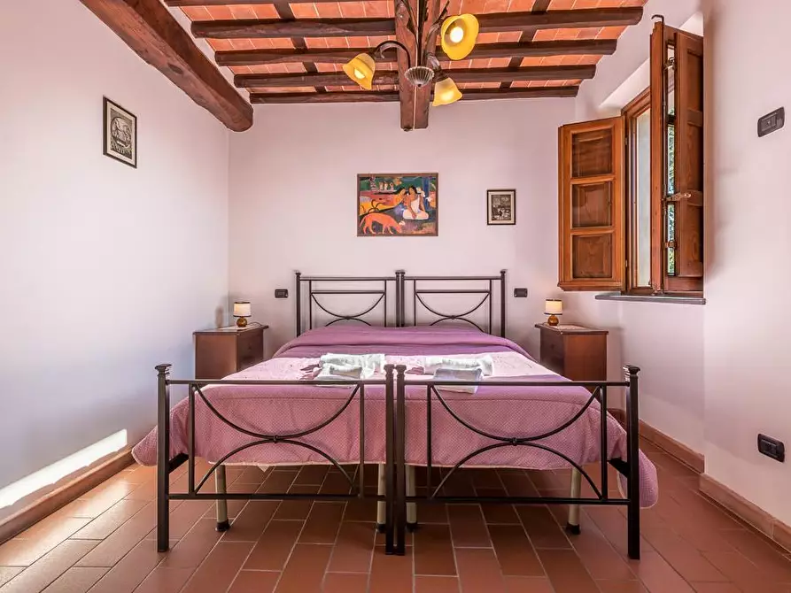 Immagine 30 di Albergo/B&B/Residence in vendita  a Lucca