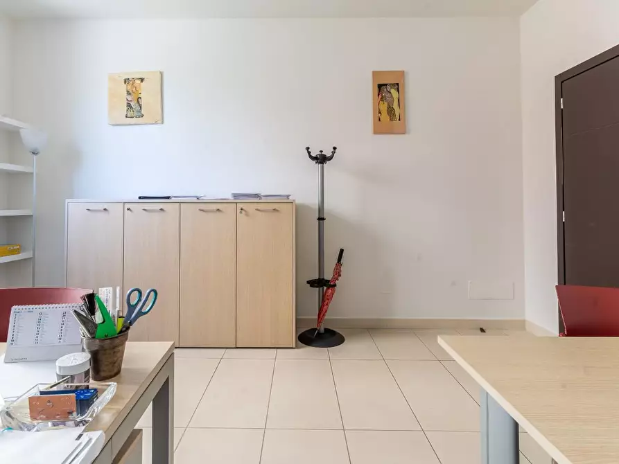 Immagine 6 di Ufficio in affitto  a Empoli