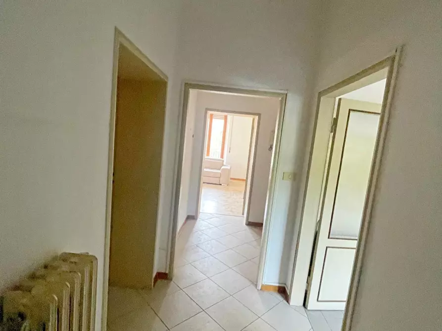 Immagine 3 di Appartamento in vendita  a Colle Di Val D'elsa