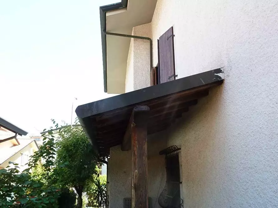 Immagine 11 di Villa in vendita  a Viareggio