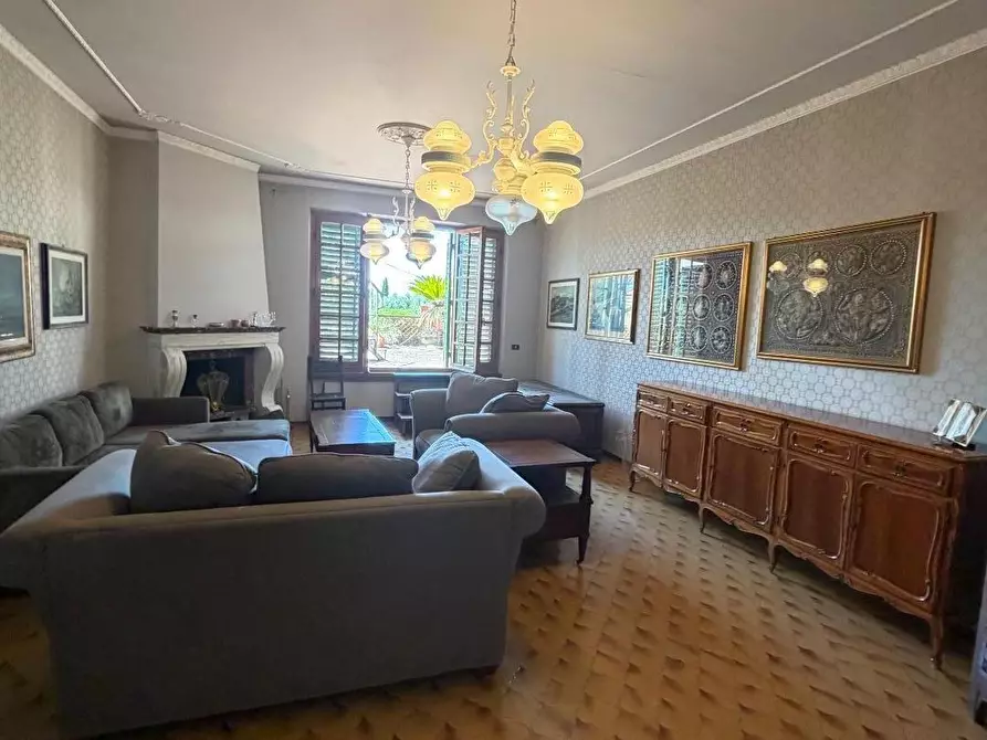 Immagine 4 di Casa semindipendente in affitto  a Castelnuovo Magra