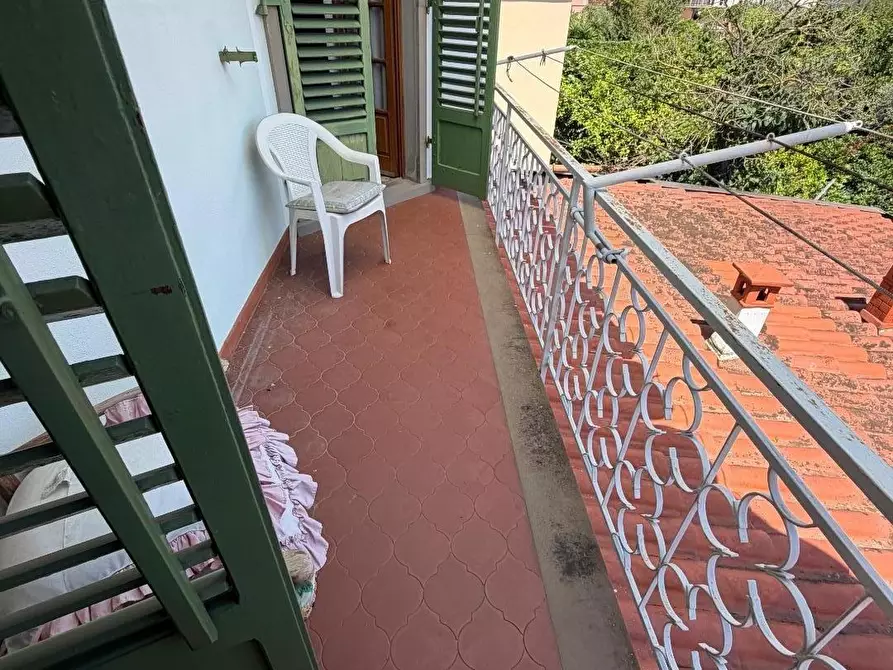Immagine 13 di Casa semindipendente in affitto  a Castelnuovo Magra