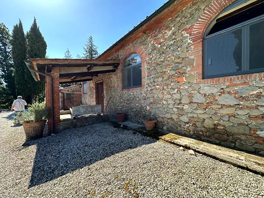 Immagine 15 di Porzione di casa in affitto  a Capannori