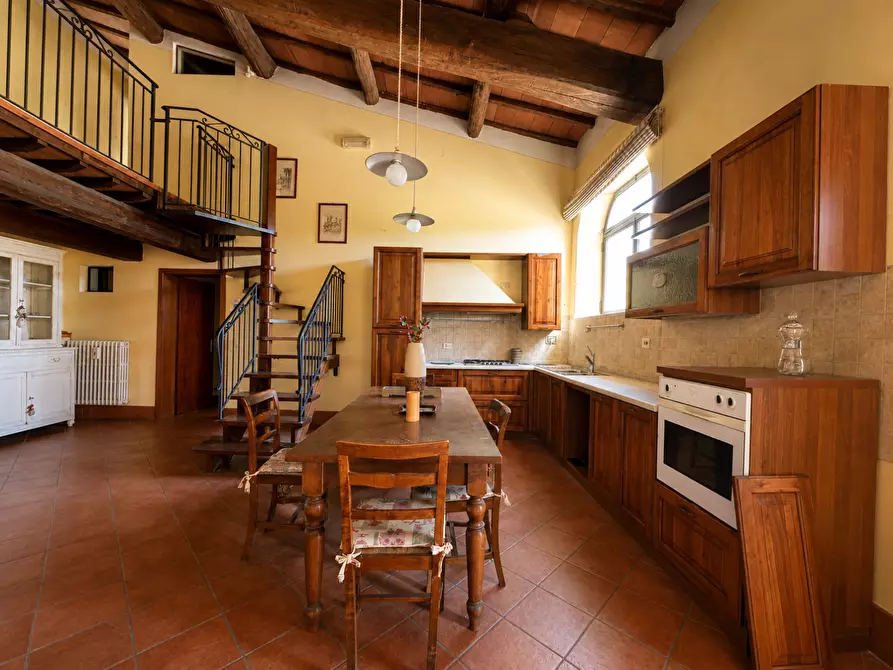 Immagine 4 di Porzione di casa in affitto  a Capannori