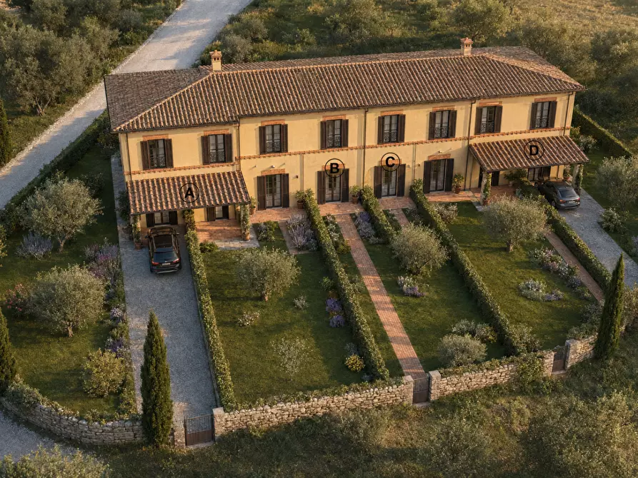 Immagine 1 di Terreno residenziale in vendita  a Capannori