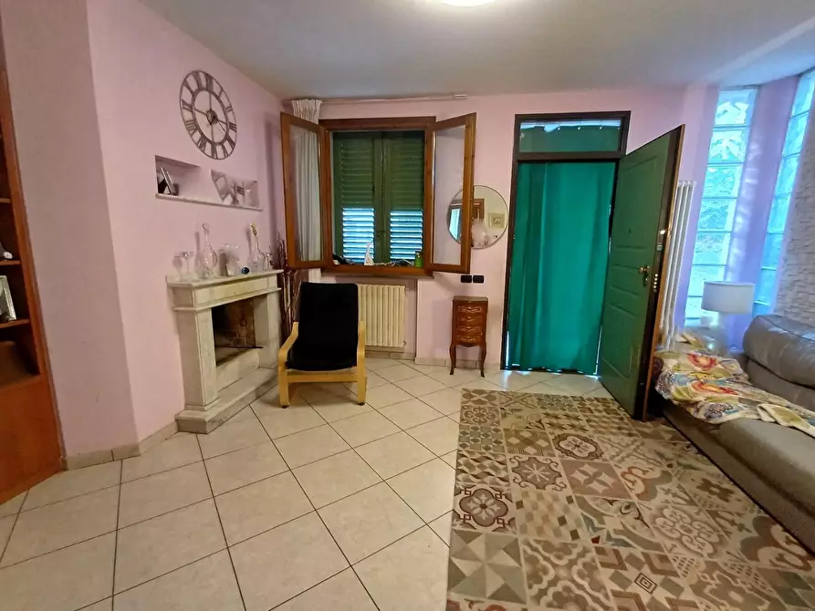 Immagine 1 di Villetta a schiera in vendita  a Vinci