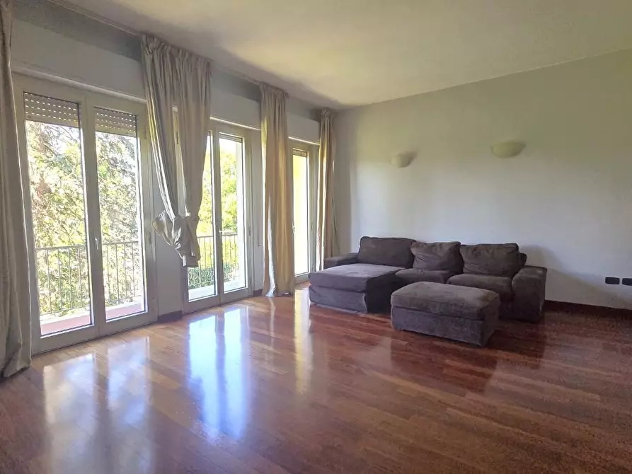 Immagine 5 di Casa bifamiliare in vendita  a Lucca