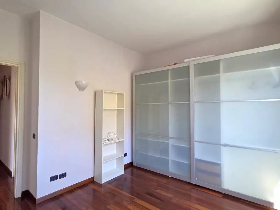 Immagine 17 di Casa bifamiliare in vendita  a Lucca