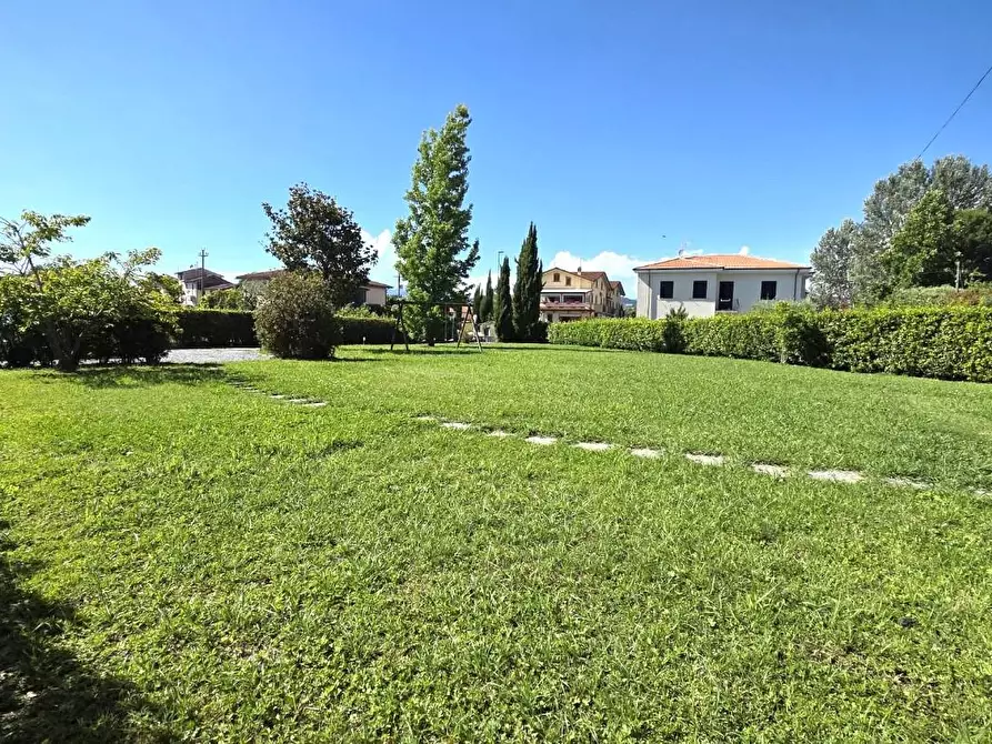 Immagine 30 di Casa bifamiliare in vendita  a Lucca
