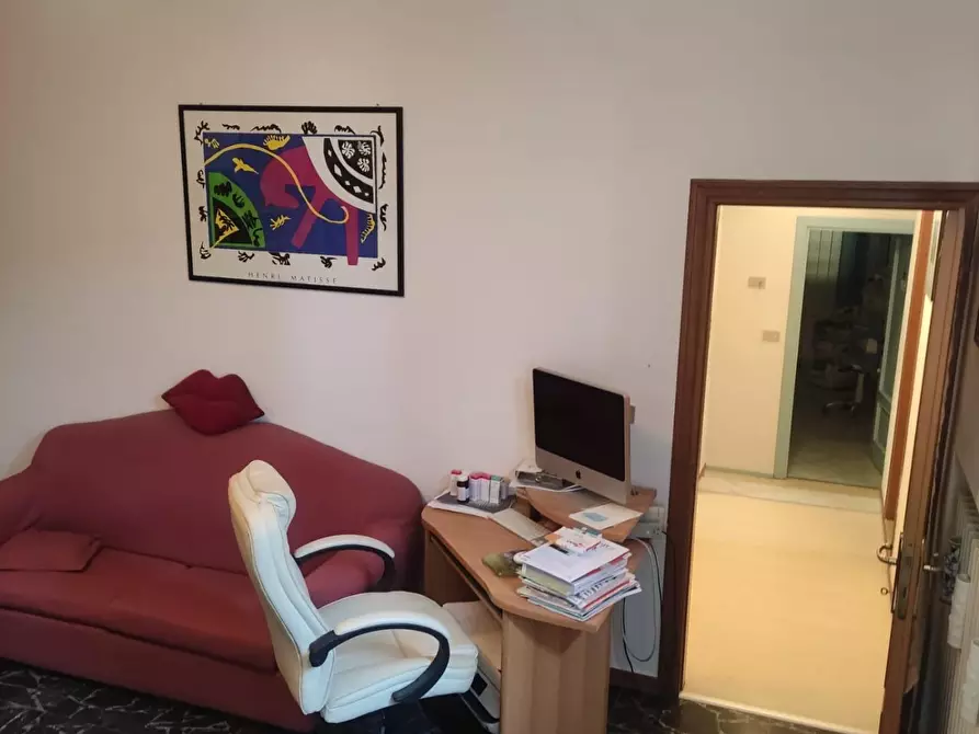 Immagine 7 di Laboratorio in vendita  a Castelnuovo Berardenga
