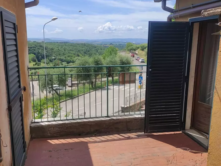 Immagine 1 di Laboratorio in vendita  a Castelnuovo Berardenga