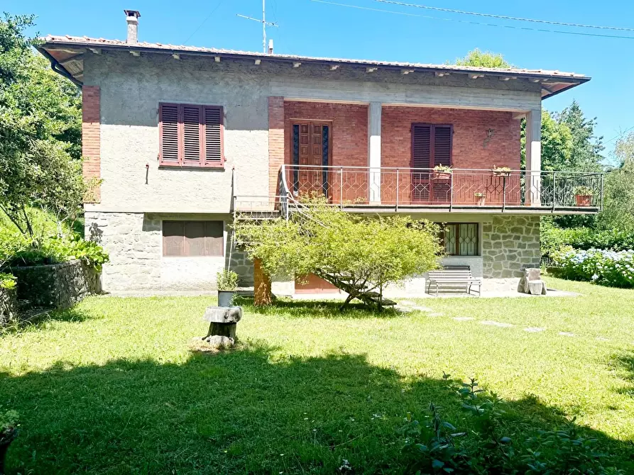Immagine 30 di Villa in vendita  a Marliana