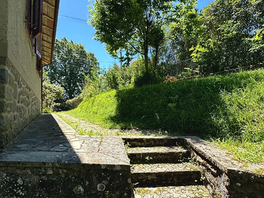 Immagine 26 di Villa in vendita  a Marliana