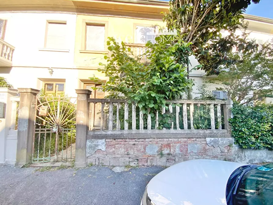 Immagine 2 di Terratetto in vendita  a Prato