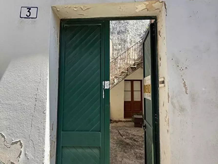 Immagine 2 di Appartamento in vendita  a Alessano