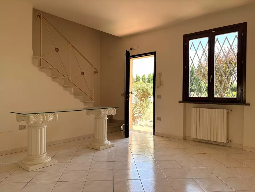 Immagine 7 di Villetta a schiera in vendita  a Pontedera