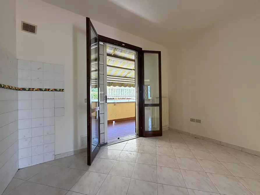 Immagine 11 di Villetta a schiera in vendita  a Pontedera