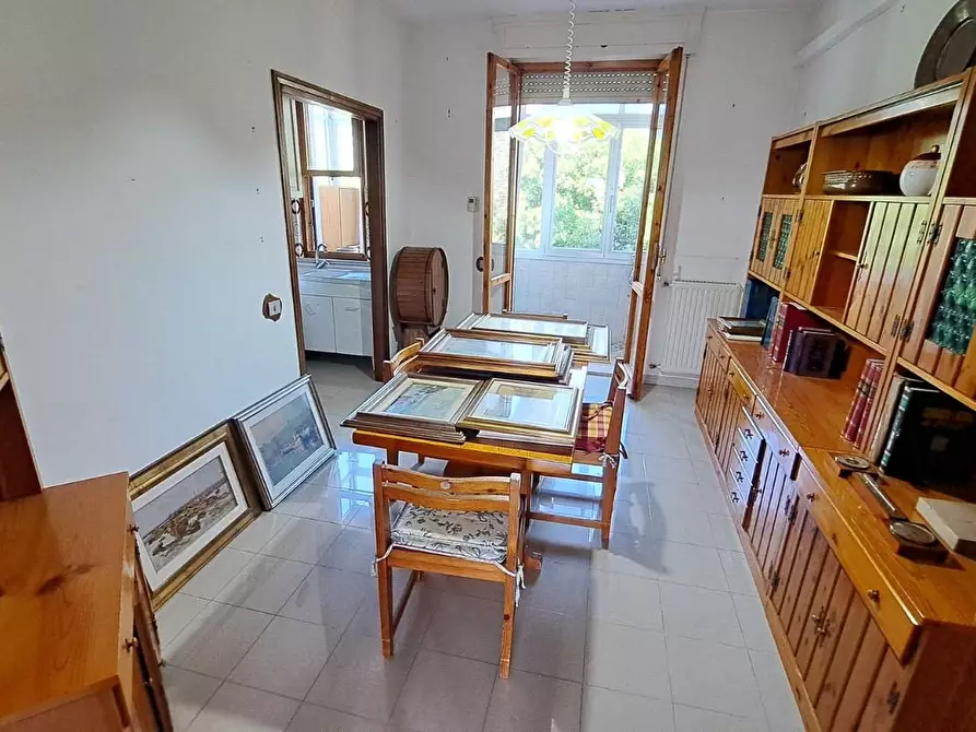 Immagine 5 di Appartamento in vendita  a Livorno