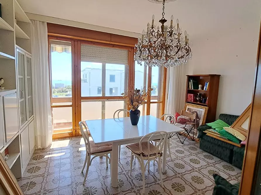 Immagine 4 di Appartamento in vendita  a Livorno
