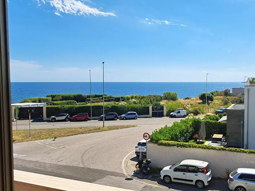 Immagine 1 di Appartamento in vendita  a Livorno