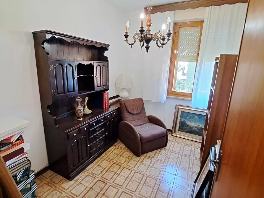 Immagine 14 di Appartamento in vendita  a Livorno