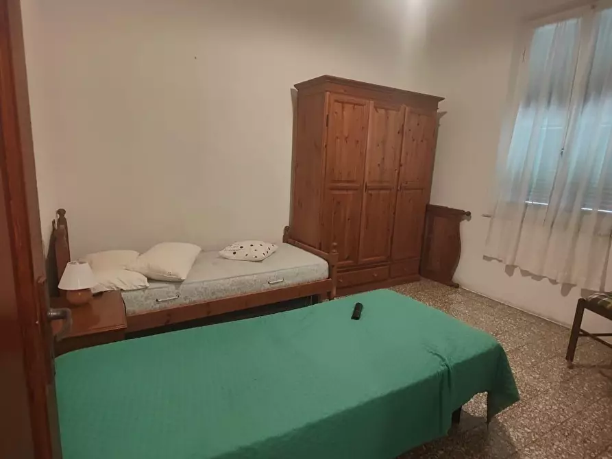 Immagine 13 di Porzione di casa in affitto  a Ameglia