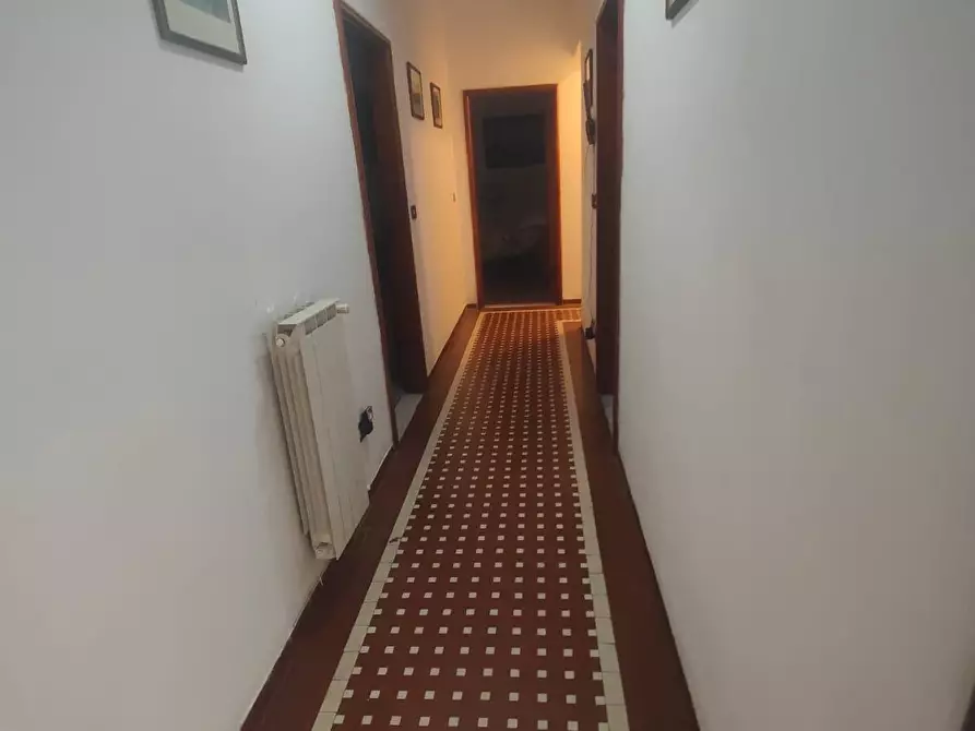 Immagine 4 di Porzione di casa in affitto  a Ameglia