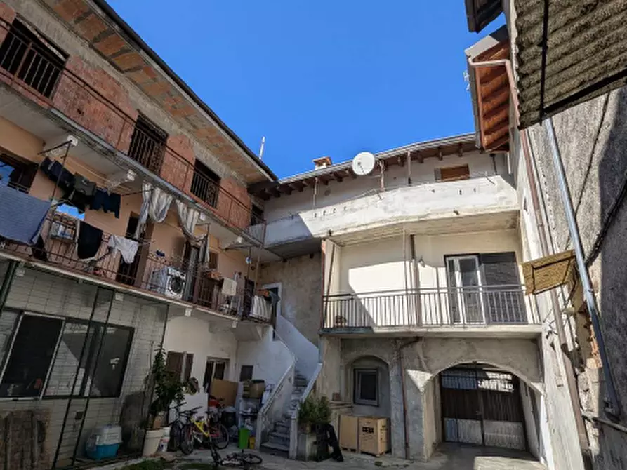 Immagine 2 di Appartamento in vendita  a Gozzano