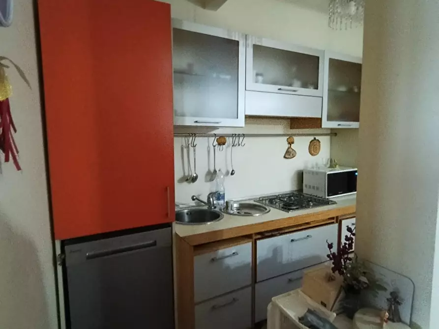 Immagine 8 di Appartamento in vendita  a Livorno