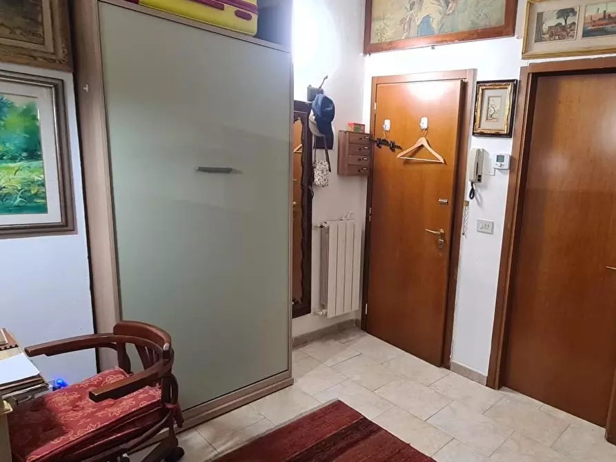 Immagine 9 di Appartamento in vendita  a Livorno