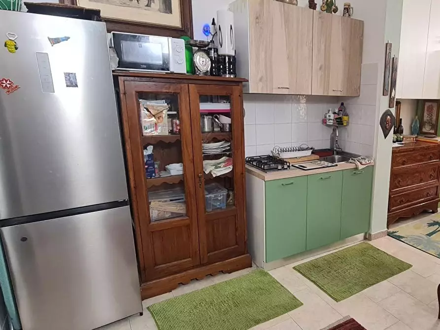 Immagine 5 di Appartamento in vendita  a Livorno