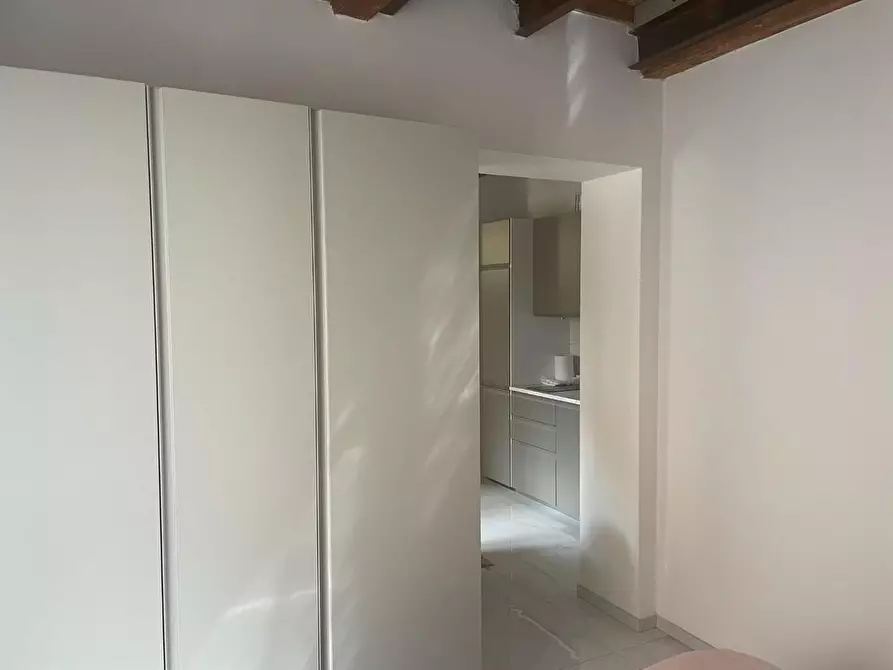 Immagine 9 di Appartamento in affitto  a Pisa