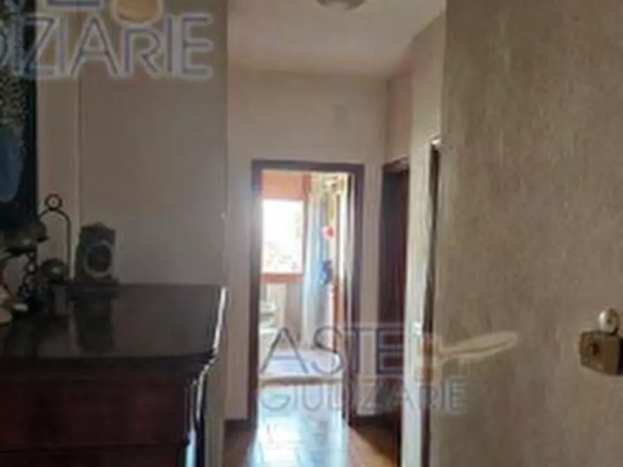 Immagine 21 di Appartamento in vendita  a Figline E Incisa Valdarno
