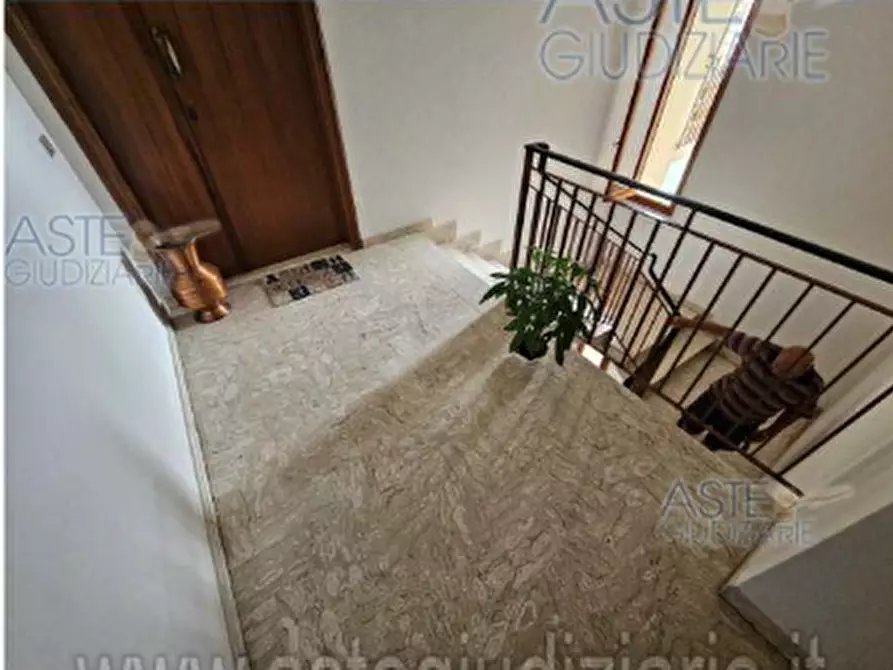 Immagine 38 di Appartamento in vendita  a Figline E Incisa Valdarno