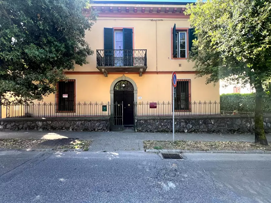 Immagine 1 di Appartamento in vendita  a Barga