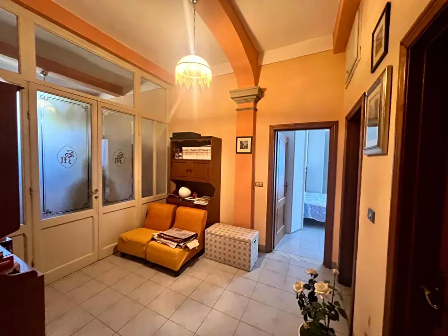 Immagine 7 di Appartamento in vendita  a Barga