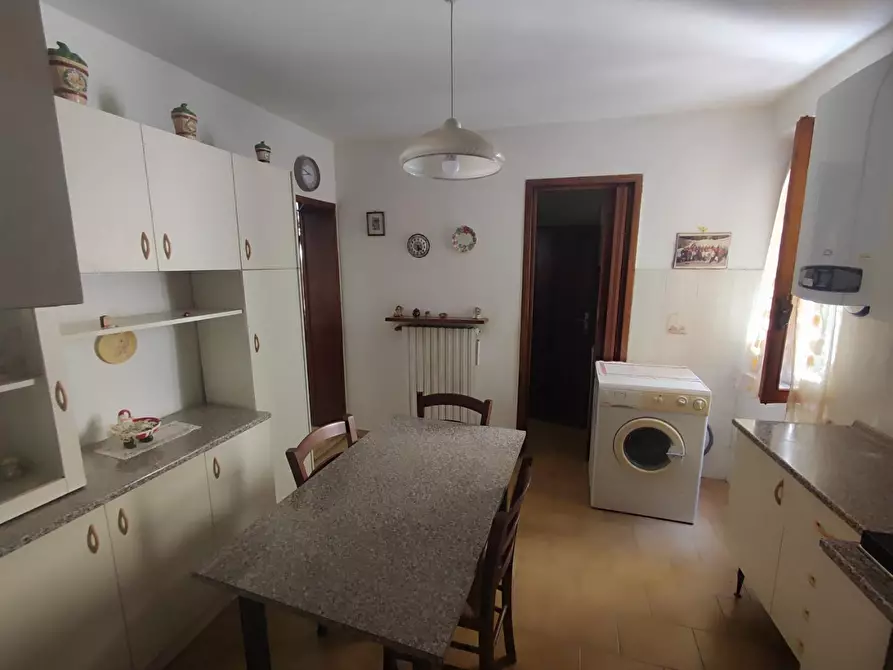 Immagine 1 di Appartamento in vendita  a Peccioli