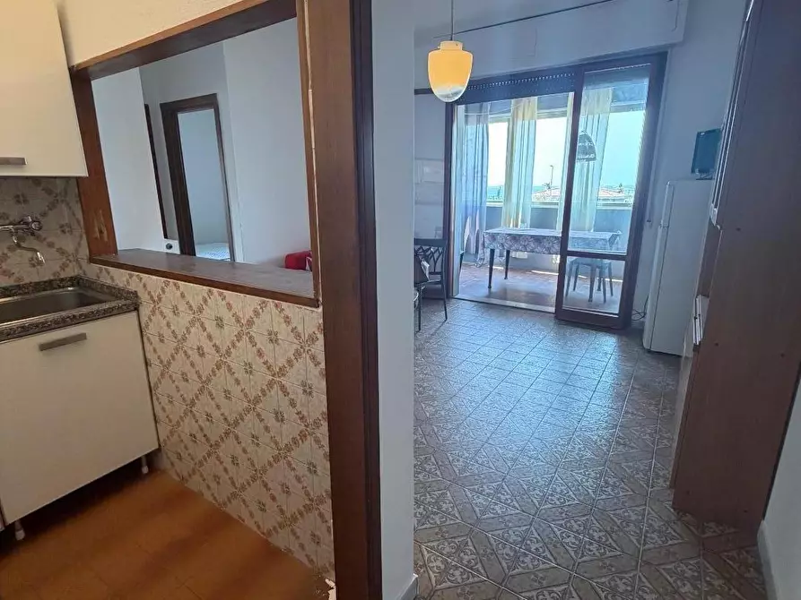 Immagine 17 di Mansarda in vendita  a Carrara