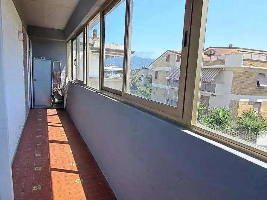 Immagine 7 di Mansarda in vendita  a Carrara