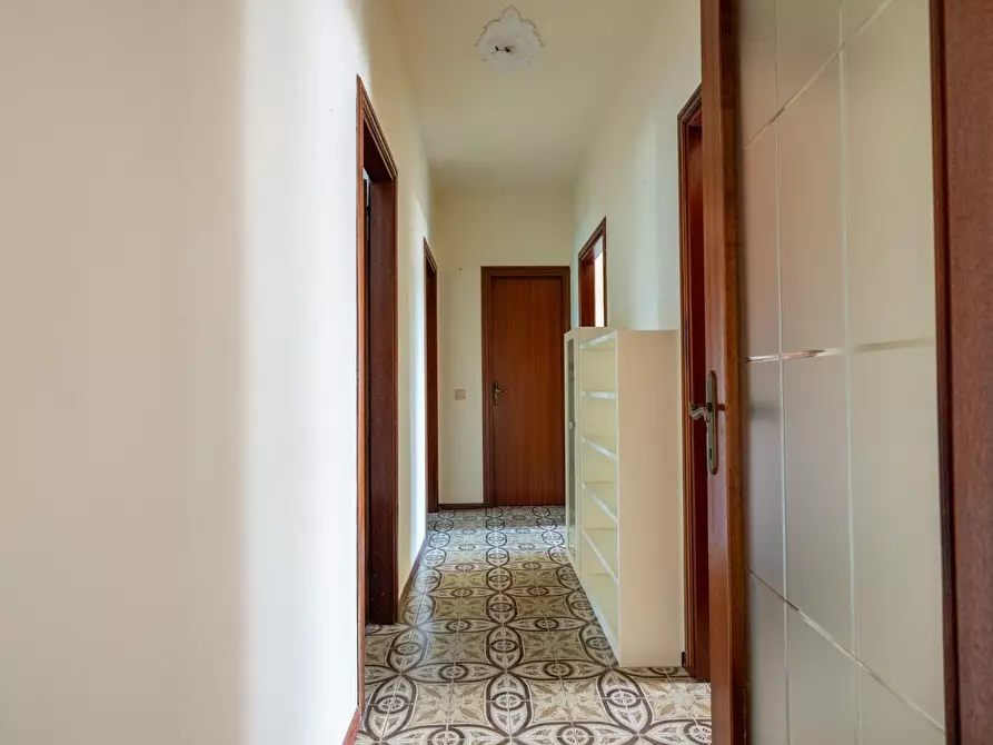 Immagine 15 di Appartamento in vendita  a Pontedera
